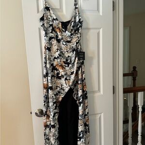 Lulu's Black and White Floral Dress